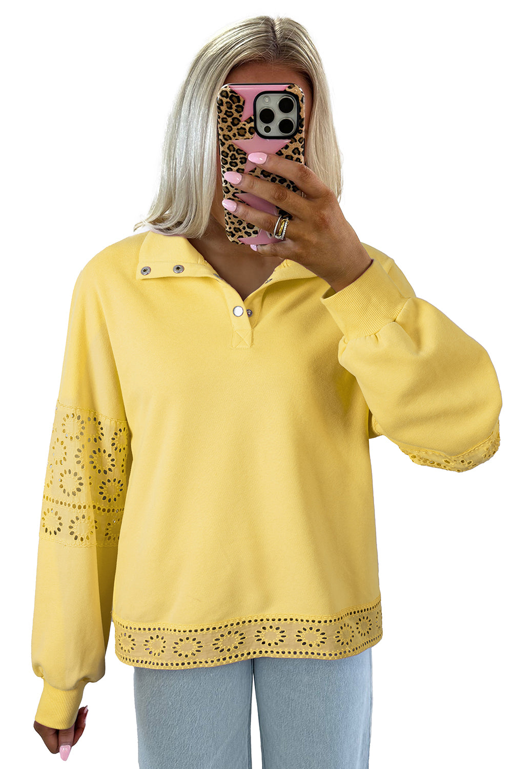 Sweat-shirt à boutons-pression brodé de fleurs jaune crème