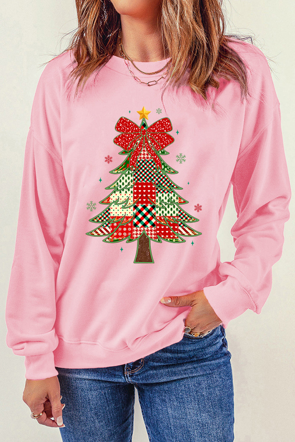 Sudadera de mujer con hombros caídos y estampado de árbol de Navidad a cuadros rosa multicolor