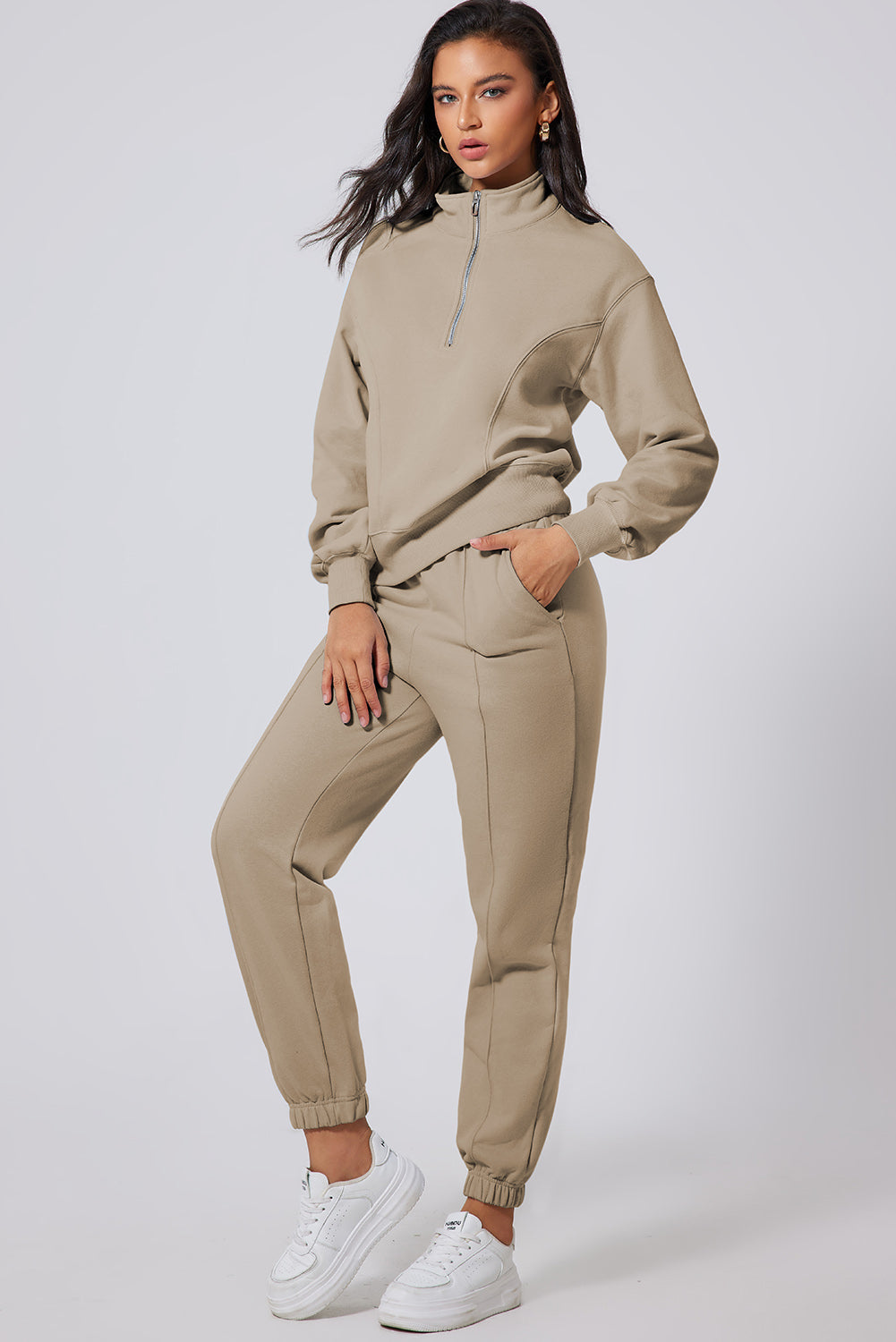 Conjunto deportivo de sudadera y pantalón de chándal color verde viñedo