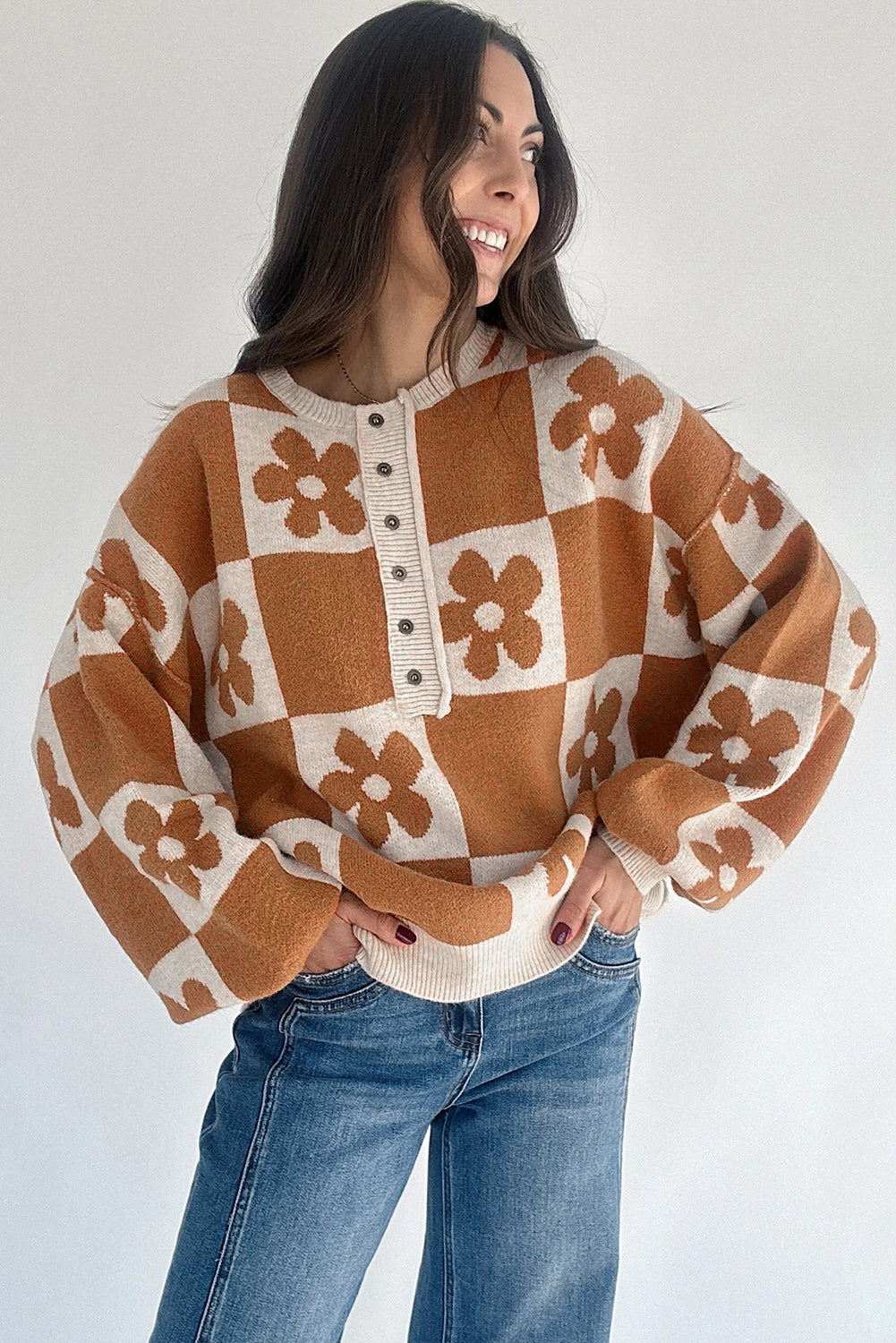 Pull Henley à carreaux colorblock à motif dahlia rouge