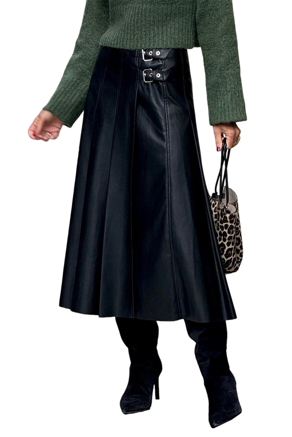Falda midi acampanada con detalle de hebilla retro y pespuntes plisados, de piel sintética negra