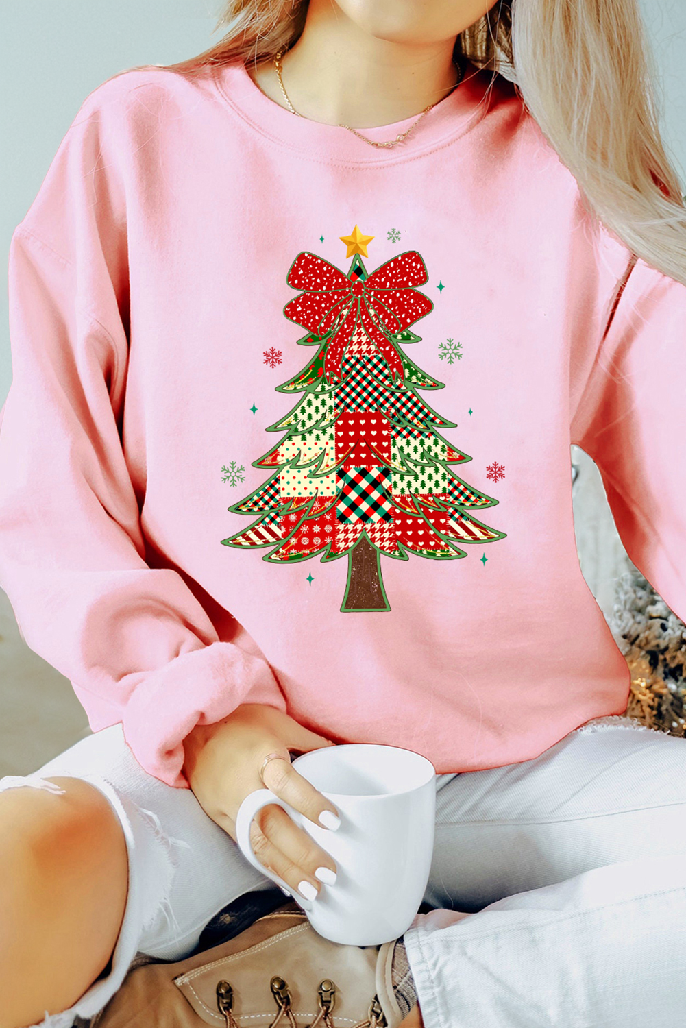 Sudadera de mujer con hombros caídos y estampado de árbol de Navidad a cuadros rosa multicolor