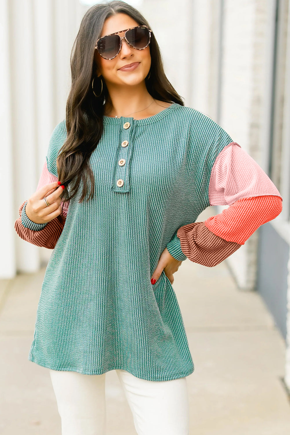 Top Henley de patchwork con bloques de color y canalé retorcido multicolor