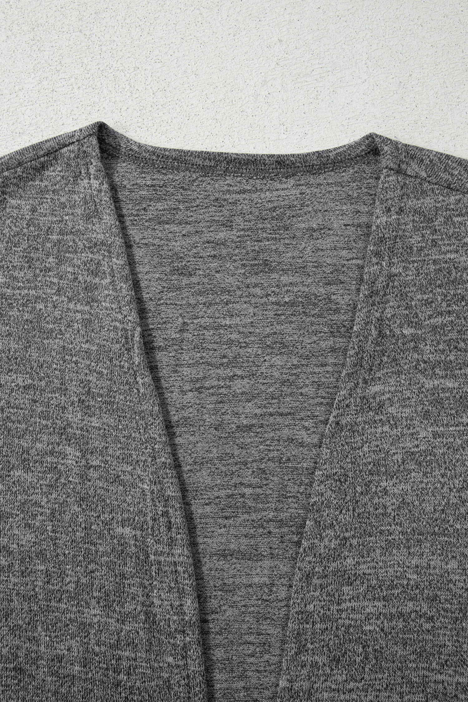 Ensemble lounge 3 pièces gris foncé : T-shirt col V, pantalon à nœud ruban, veste longue ouverte