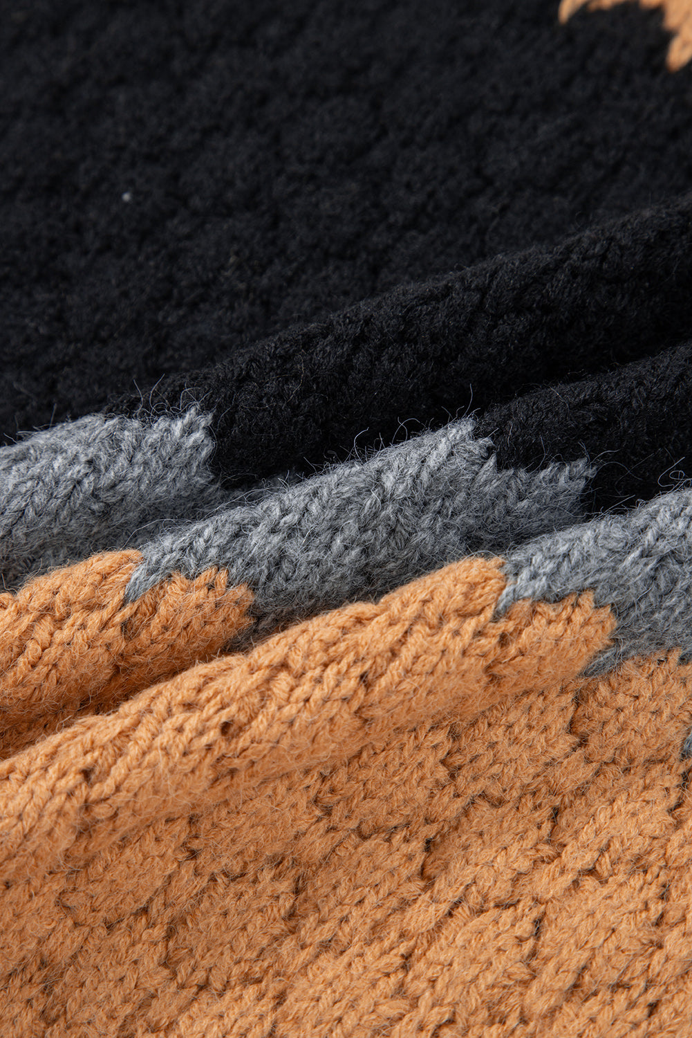 Suéter holgado de cuello alto con bloques de color caqui