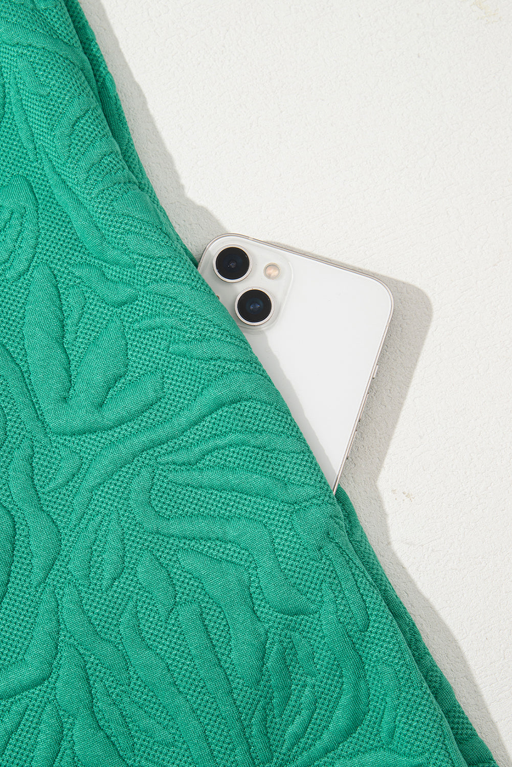 Vestido con escote color vibrante y cremallera de un cuarto con textura de jacquard verde mar