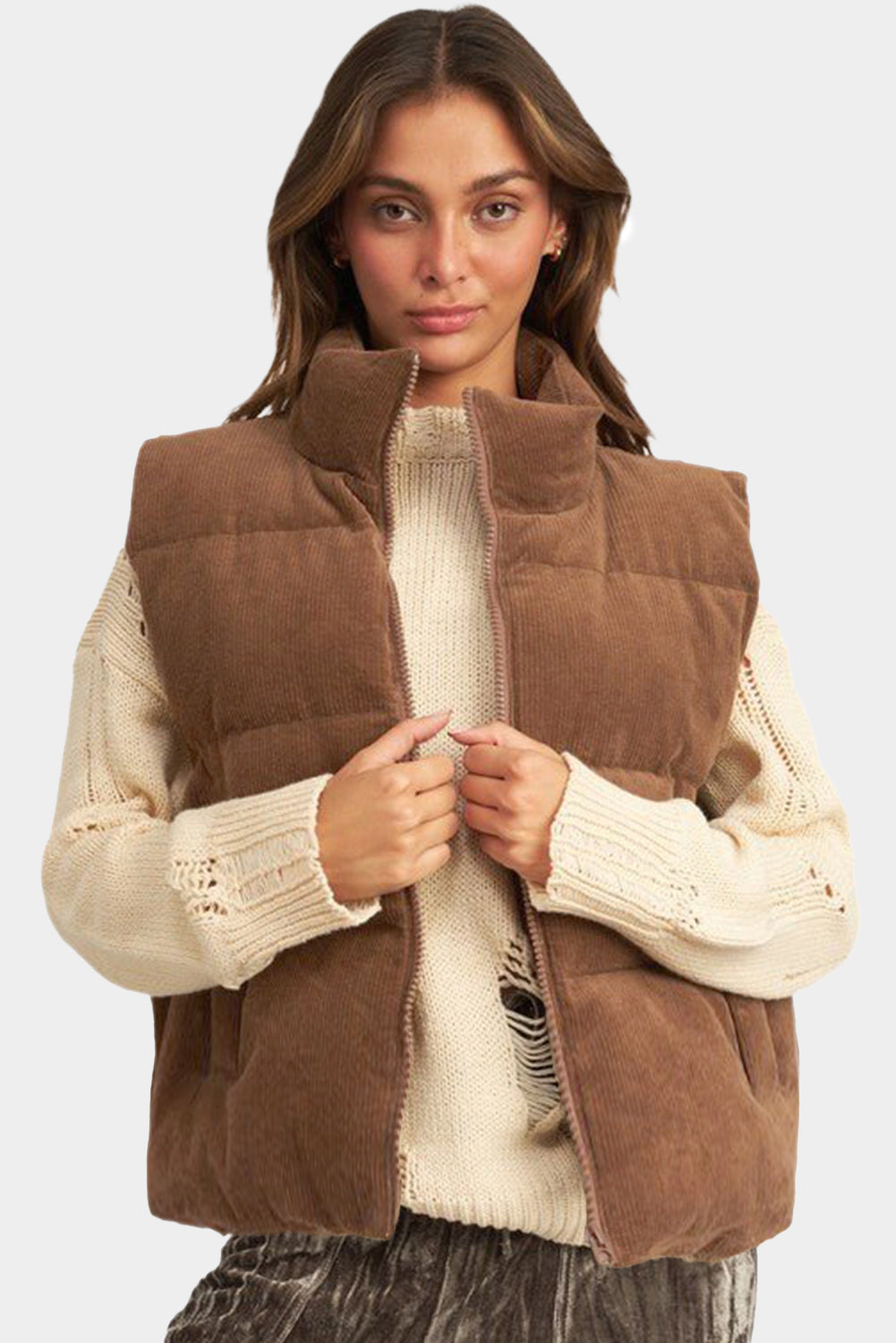 Gilet matelassé zippé en velours côtelé beige à col montant