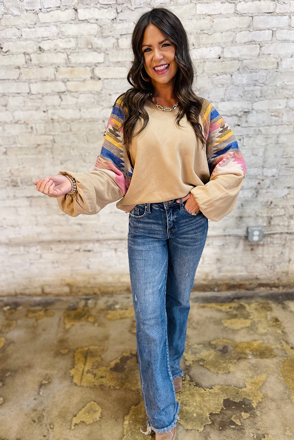 Sweat-shirt à manches raglan et patchwork géométrique beige clair