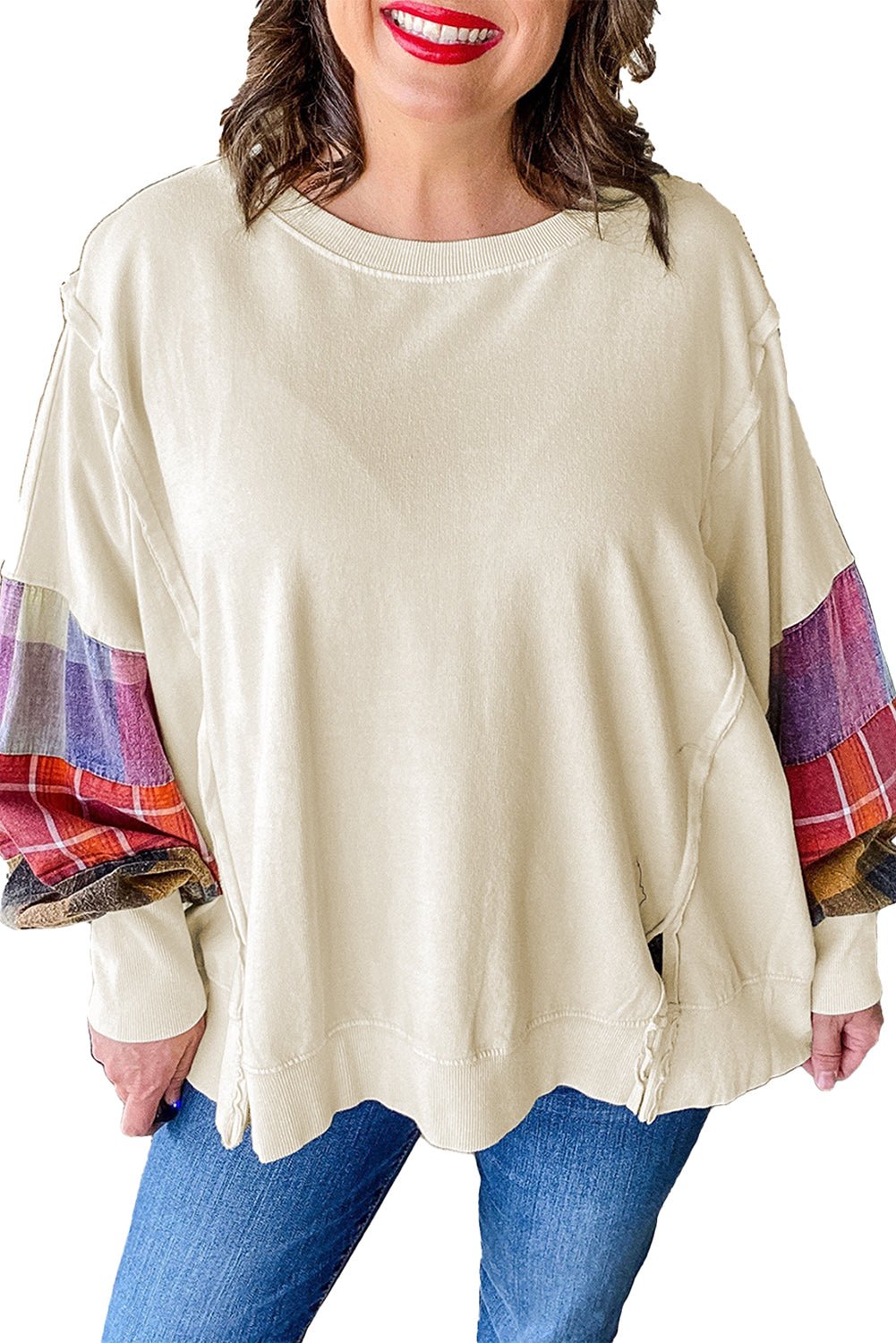 Top tipo jersey con mangas patchwork a cuadros en color beige de talla grande