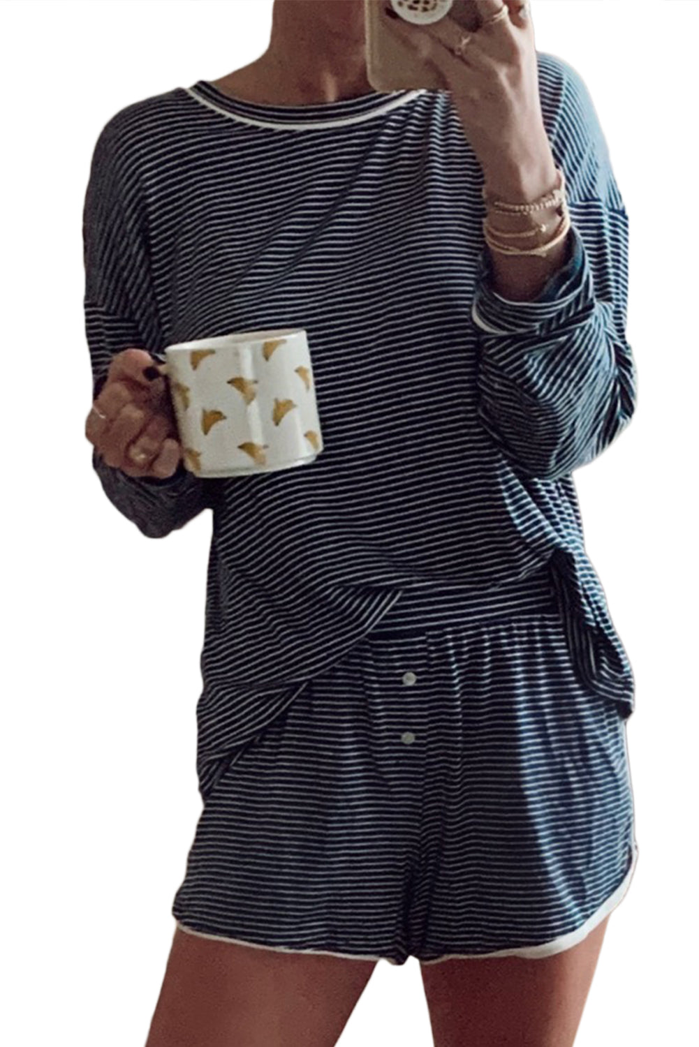 Conjunto de 2 piezas de camiseta de manga larga con cuello redondo, hombros caídos y pantalones cortos abotonados con rayas azules