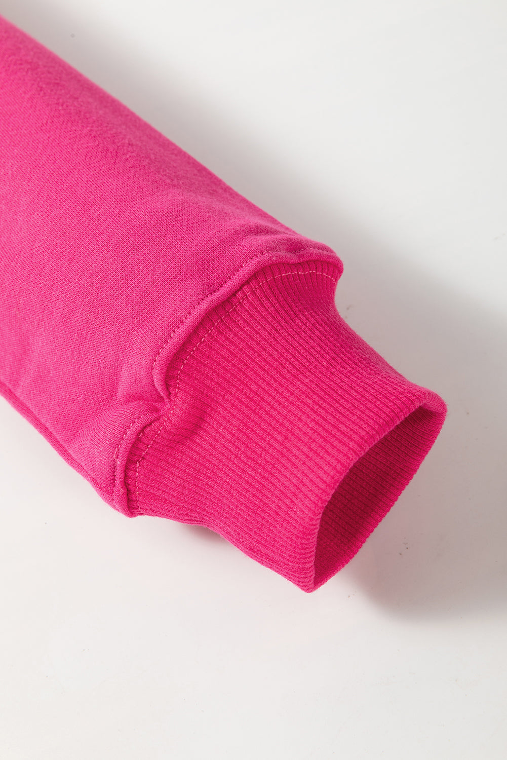 Sweat-shirt ample à épaules tombantes avec poche kangourou rouge rose