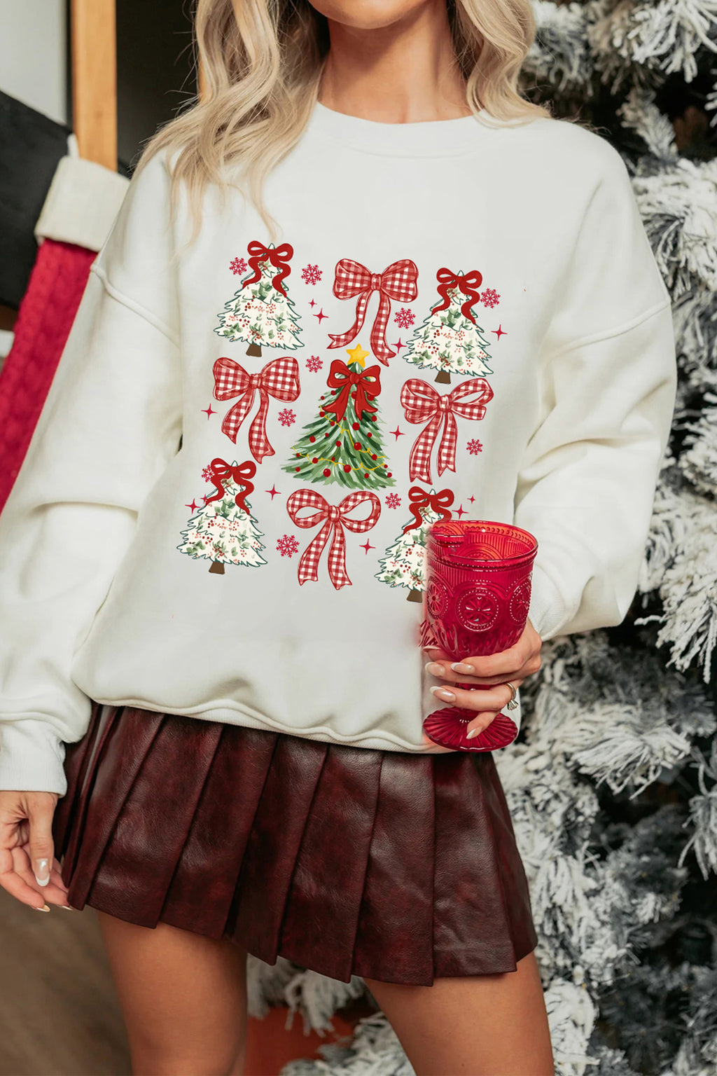 White Christmas Tree Ribbon Bow Printed Drop Shoulder Sweatshirt