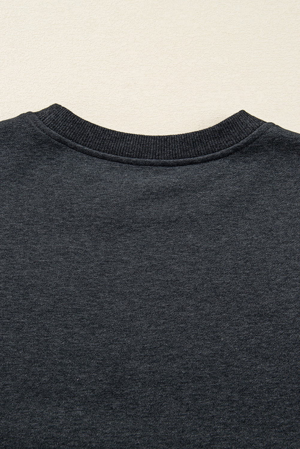 Sweat-shirt graphique à épaules tombantes et motif Queen Card gris carbone