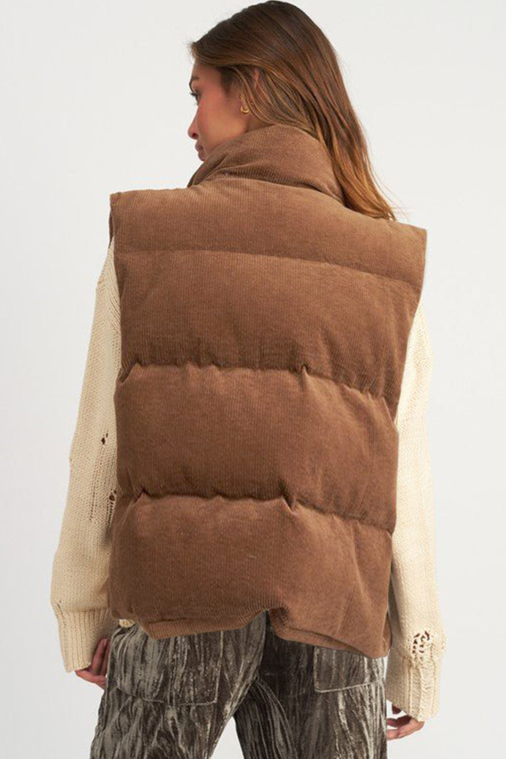 Gilet matelassé zippé en velours côtelé beige à col montant