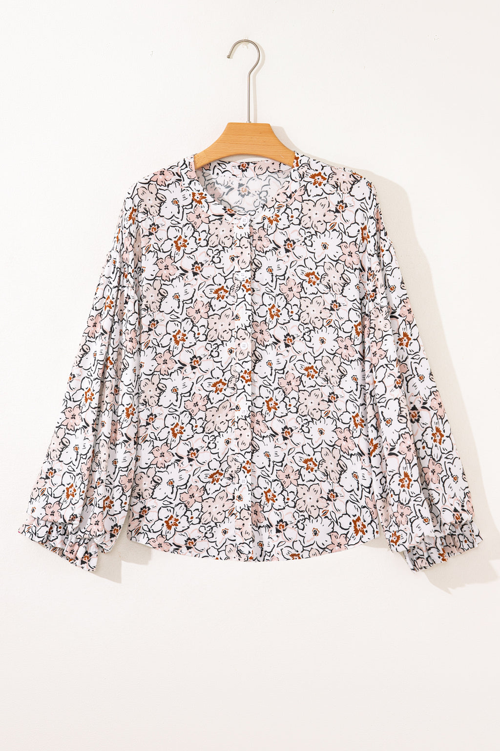 Chemise kaki à imprimé floral audacieux, manches bouffantes à volants et boutons