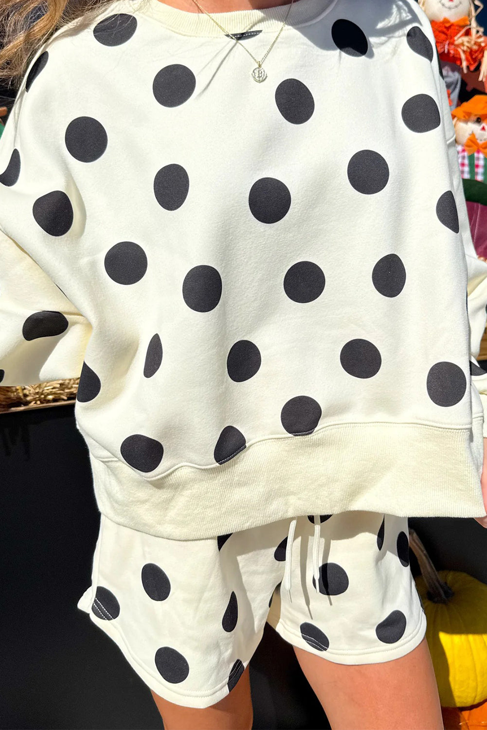 Pink Polka Dot Print Drop Shoulder Pullover Drawstring Shorts Set