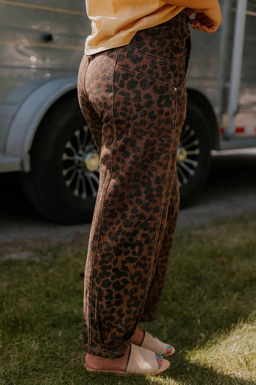 Jean marron à coutures transparentes et patchwork imprimé léopard