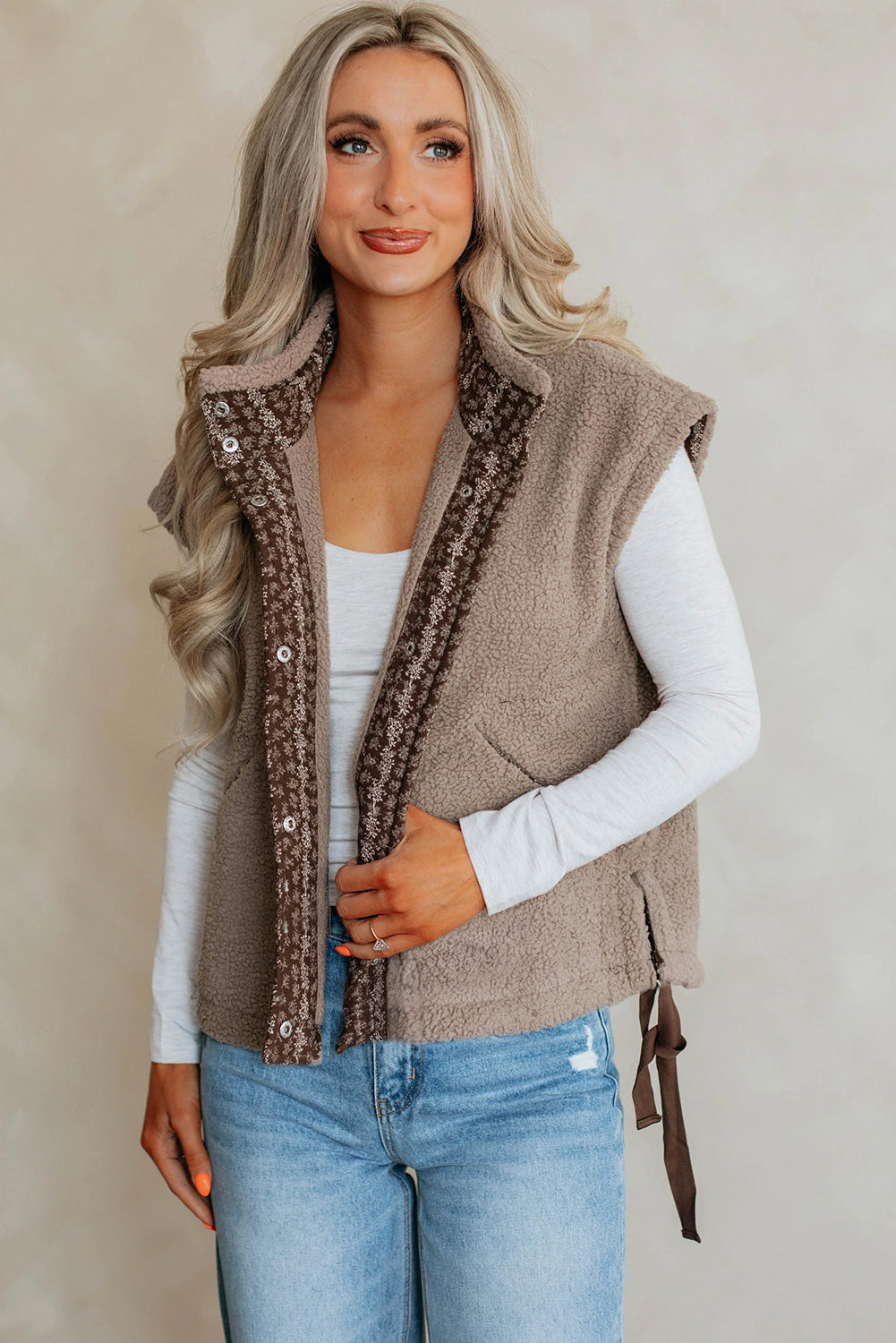 Goat Side Bows Sherpa Fleece Vest
