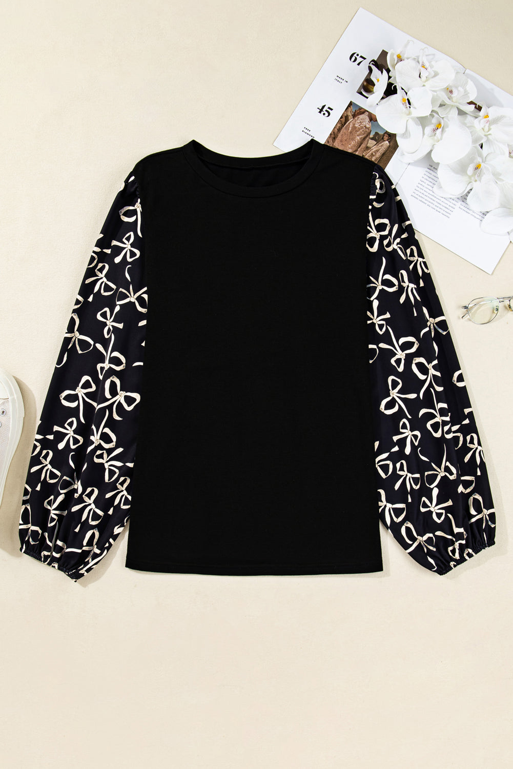Blusa de talla grande con patchwork y mangas con estampado de lazo negro