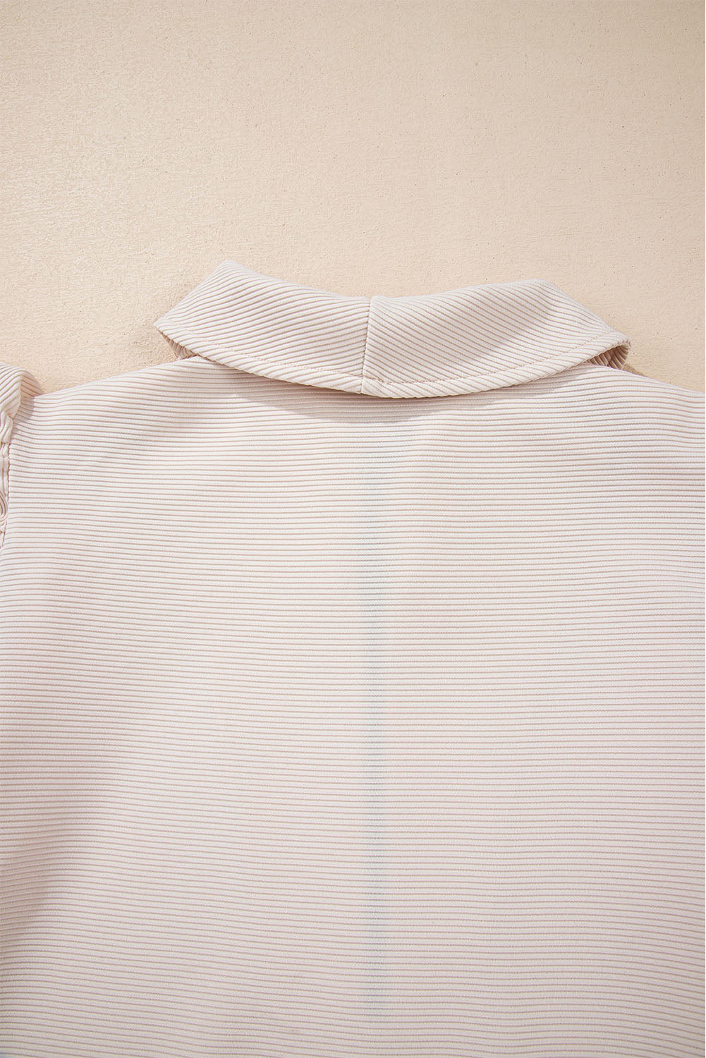 Ensemble haut zippé à manches volantées texturées noires et pantalon à jambe large