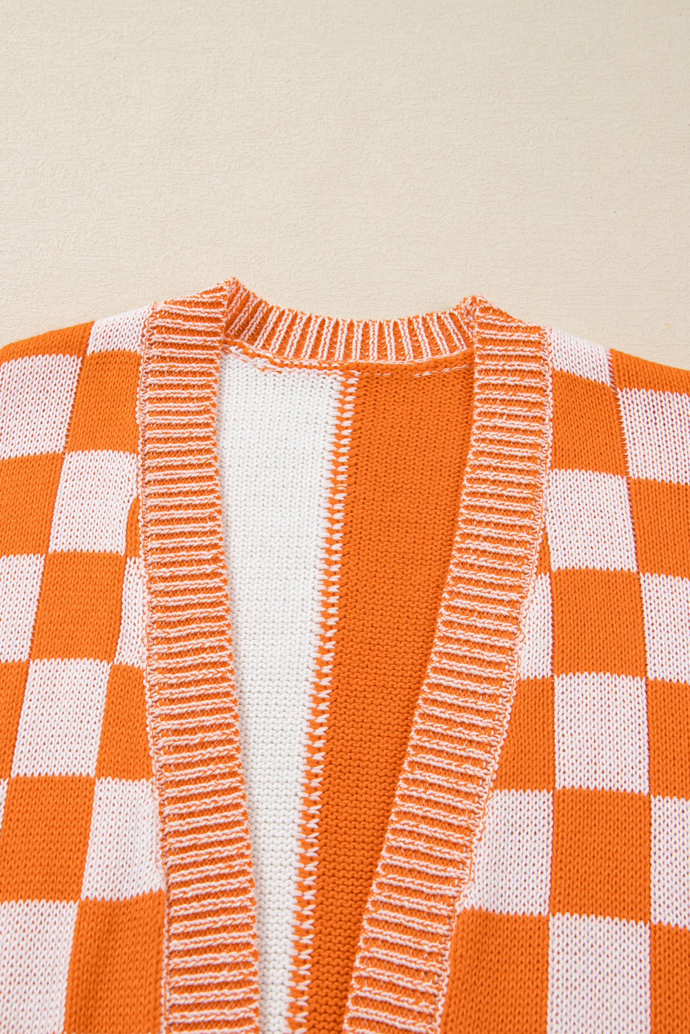 Cardigan en tricot à manches bouffantes et carreaux orange grande taille à épaules tombantes