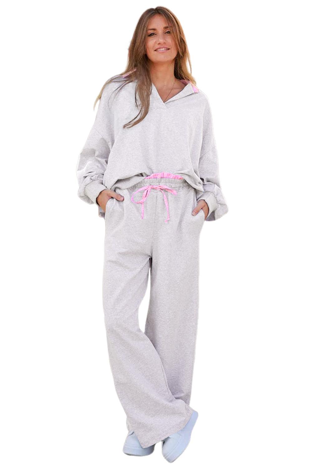 Conjunto de pantalón y blusa de manga larga holgados color gris claro con cordón en la cintura