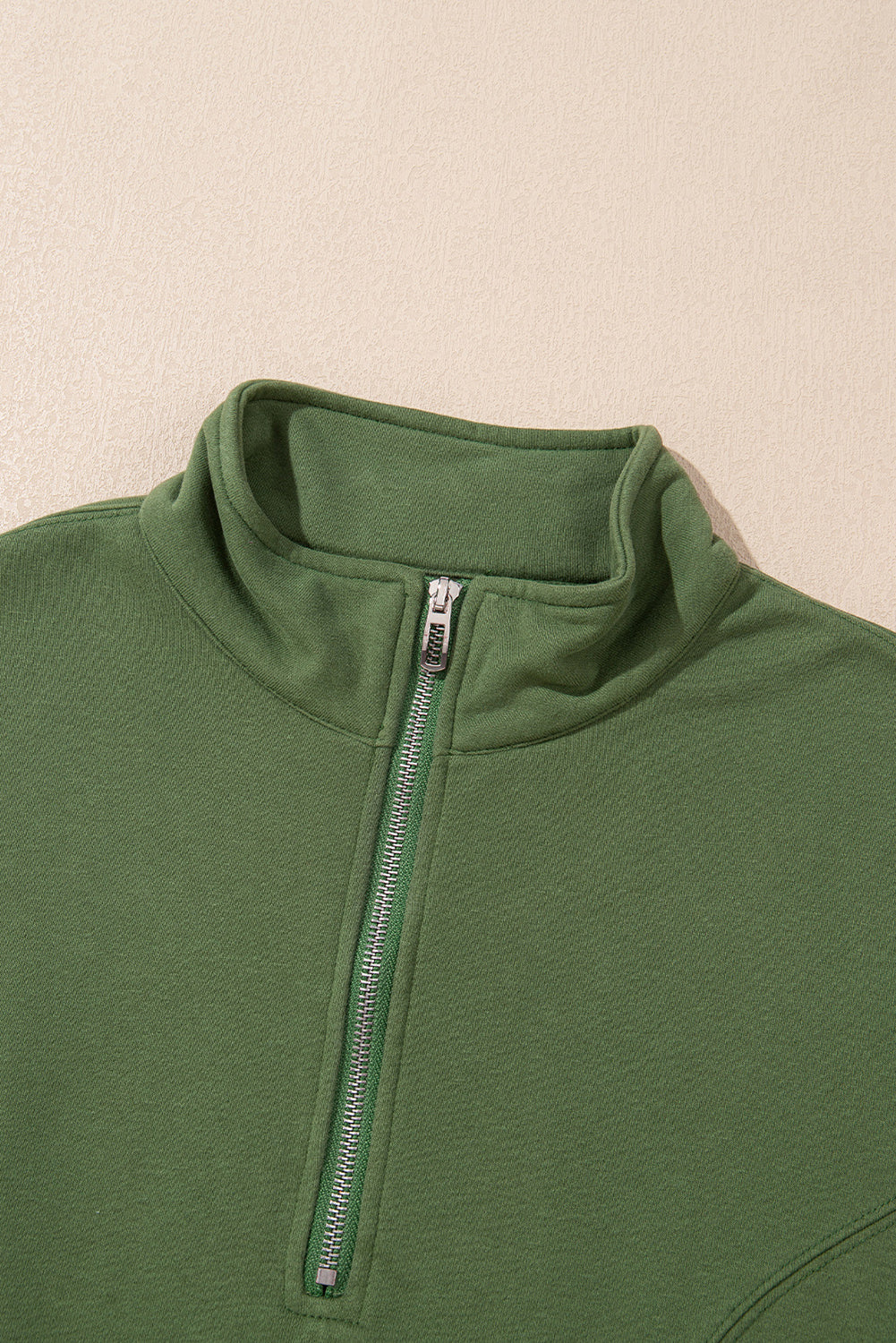 Conjunto deportivo de sudadera y pantalón de chándal color verde viñedo
