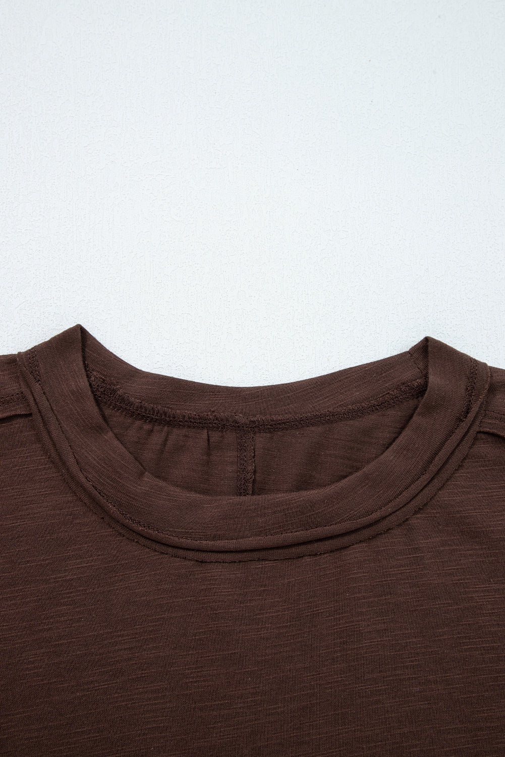 Camiseta informal de manga larga con patchwork de encaje transparente en beige francés claro