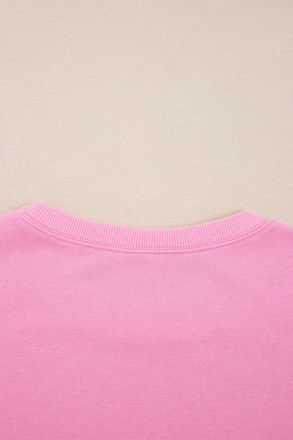 Sudadera de talla grande con mangas dolman bordadas con lazo de encaje rosa