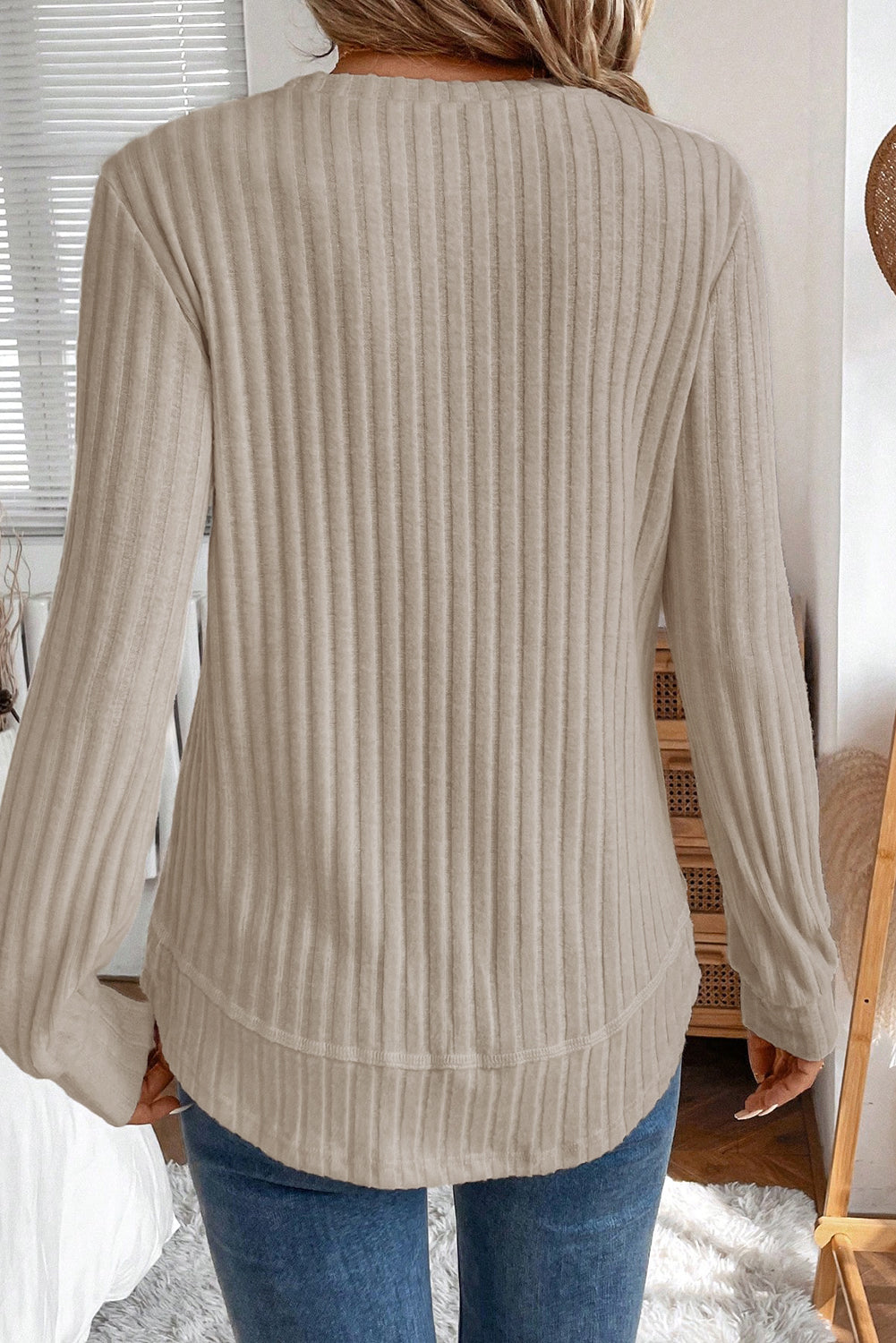 Ribbed Texture Round Neck Long Sleeve Rounded Hem Top