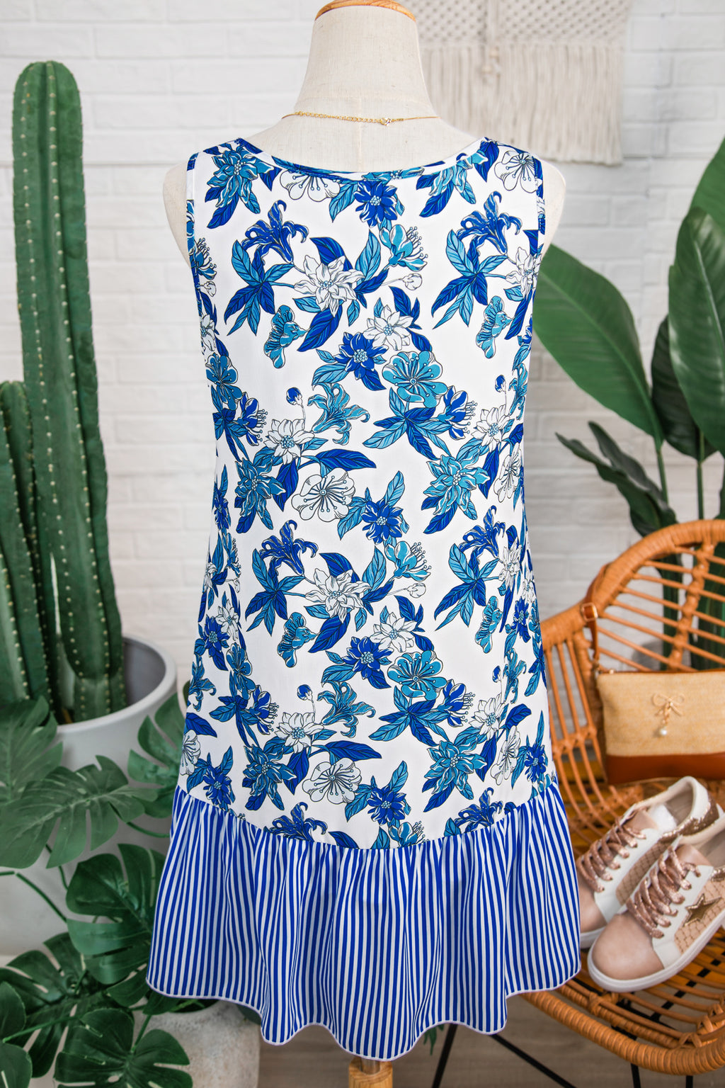 Sky Blue Floral Print U Neck Sleeveless Striped Ruffle Hem Patchwork Dress