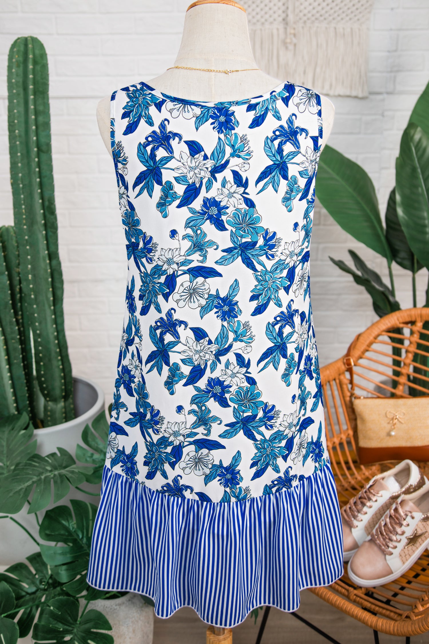 Sky Blue Floral Print U Neck Sleeveless Striped Ruffle Hem Patchwork Dress