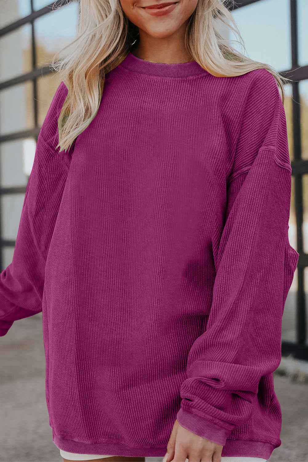 Sudadera oversize con canalé arrugado y mangas caídas, color rosa claro