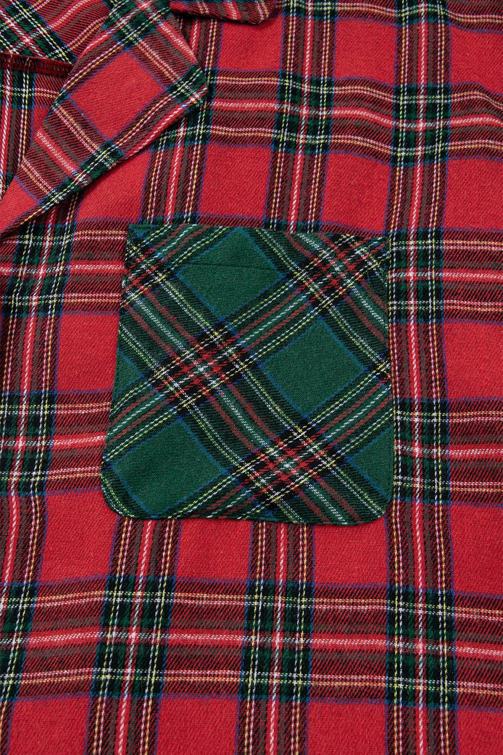 Ensemble pyjama grande taille rouge à carreaux patchwork, chemise à manches longues et short