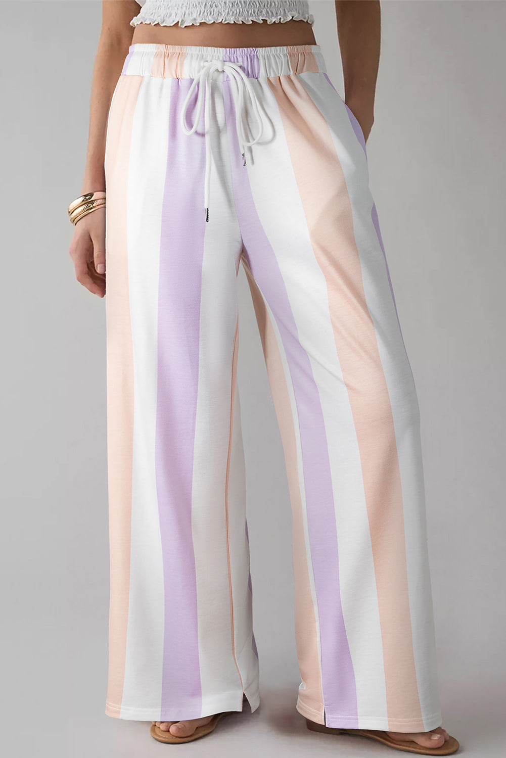 Pantalon large taille haute à rayures violettes et blocs de couleurs