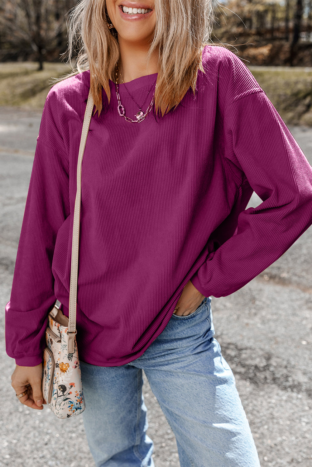 Sudadera oversize con canalé arrugado y mangas caídas, color rosa claro