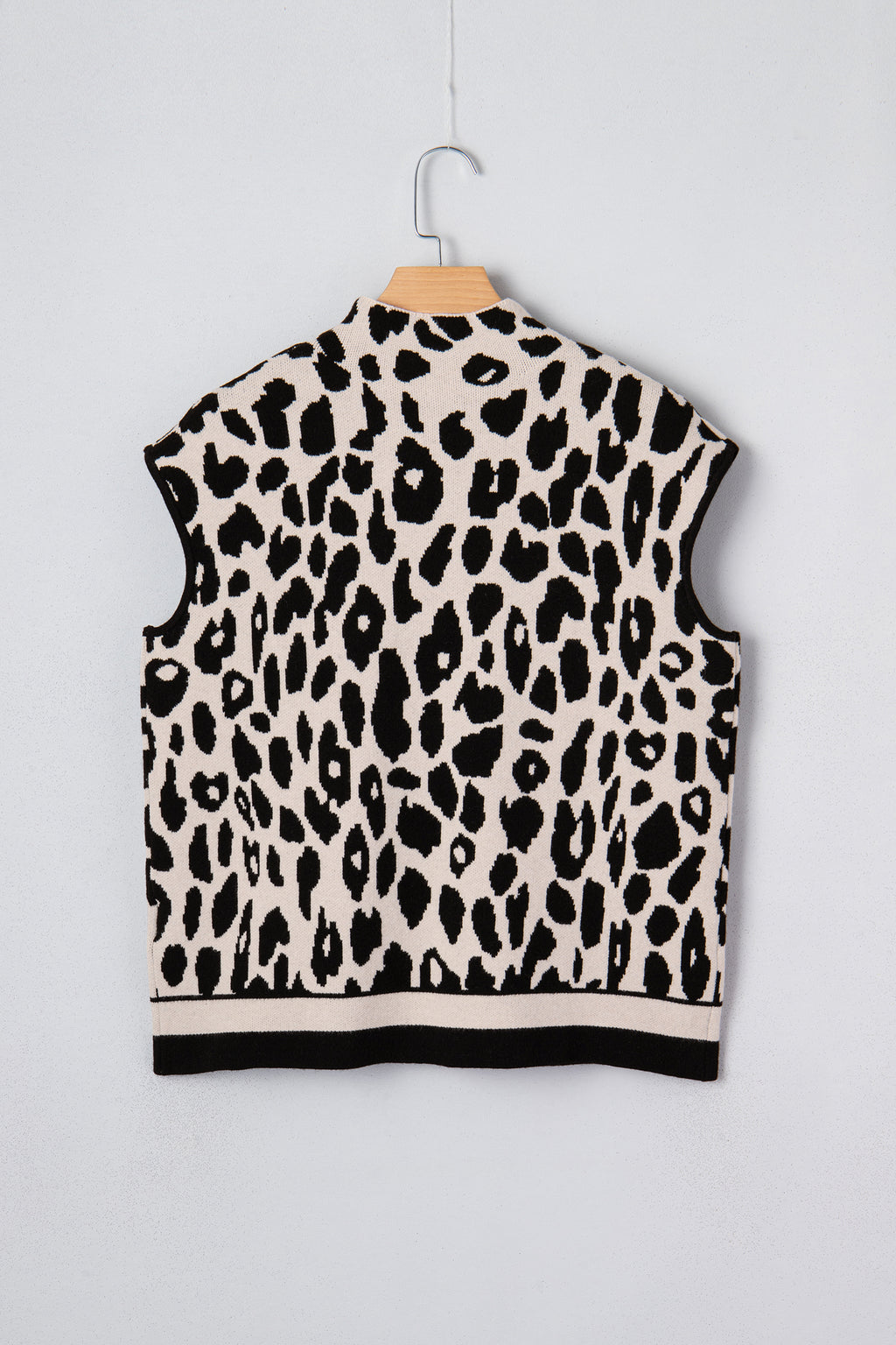 Pull à manches courtes et col montant imprimé léopard noir