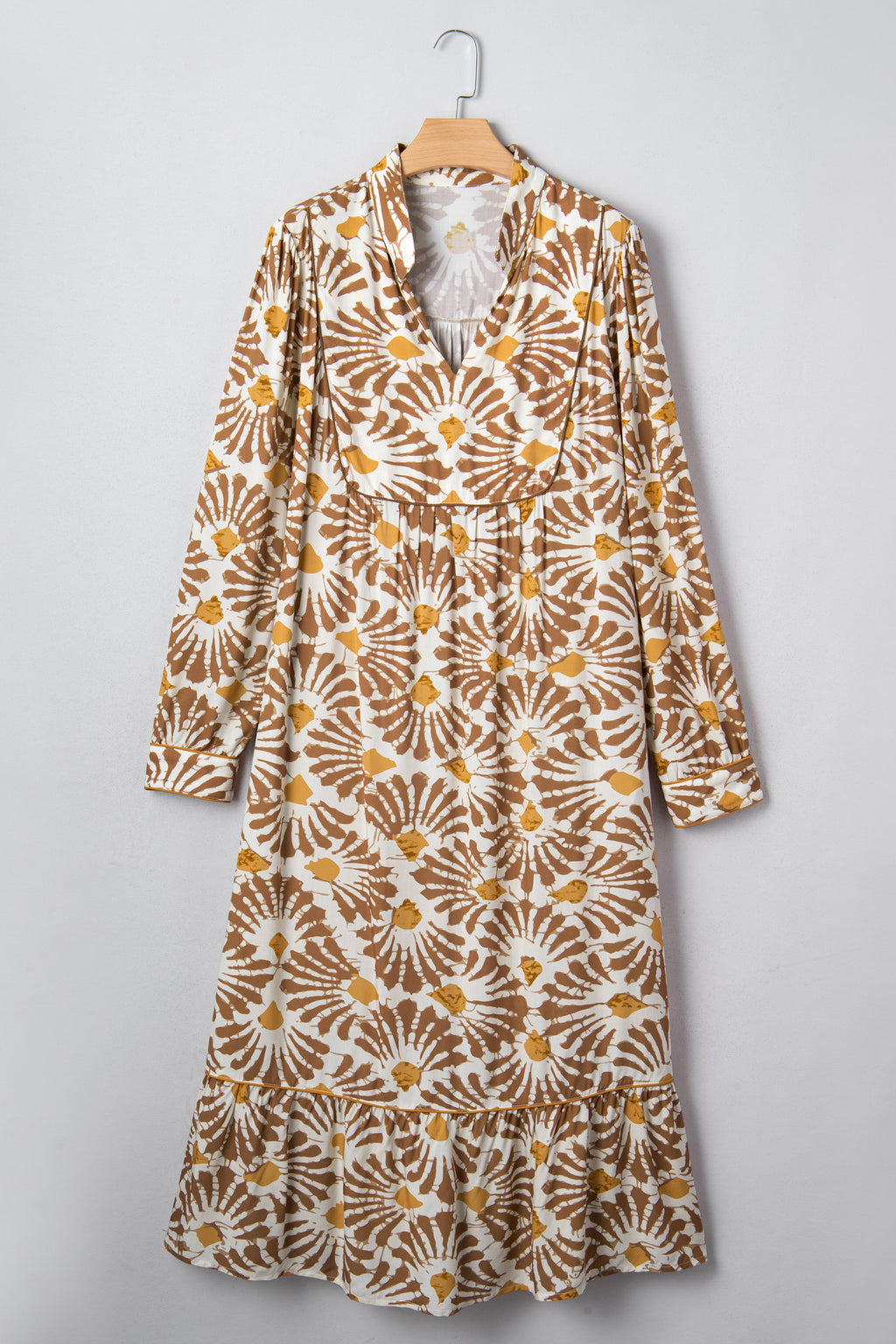 Vestido largo holgado con estampado abstracto de plantas en color caqui, talla grande