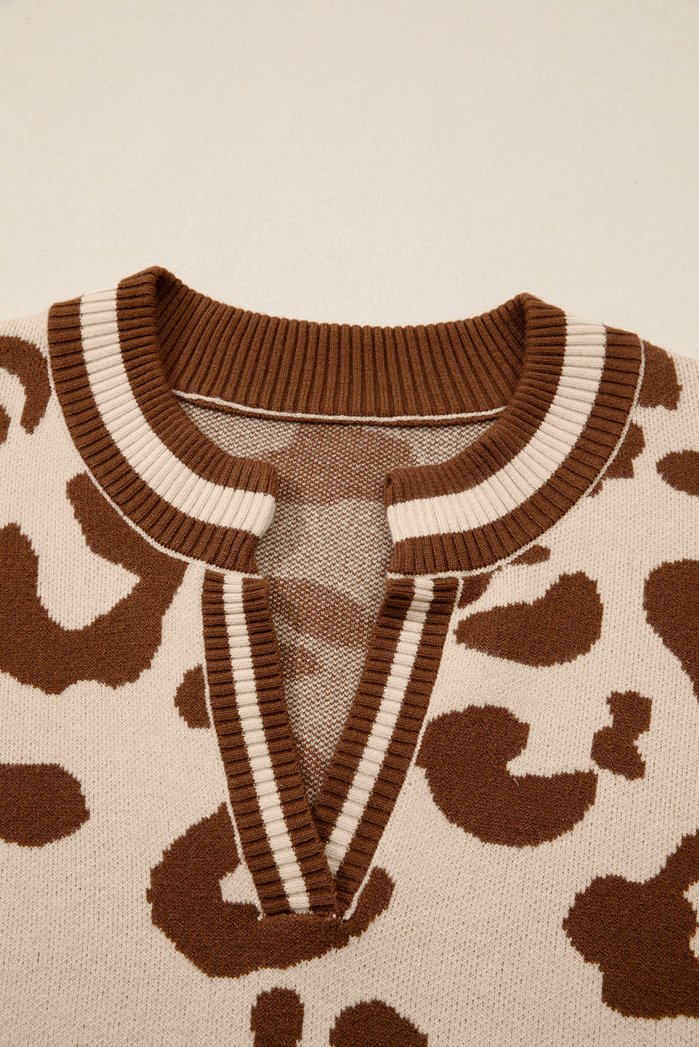 Light French Beige Leopard Printed Knit V Neck Sweater
