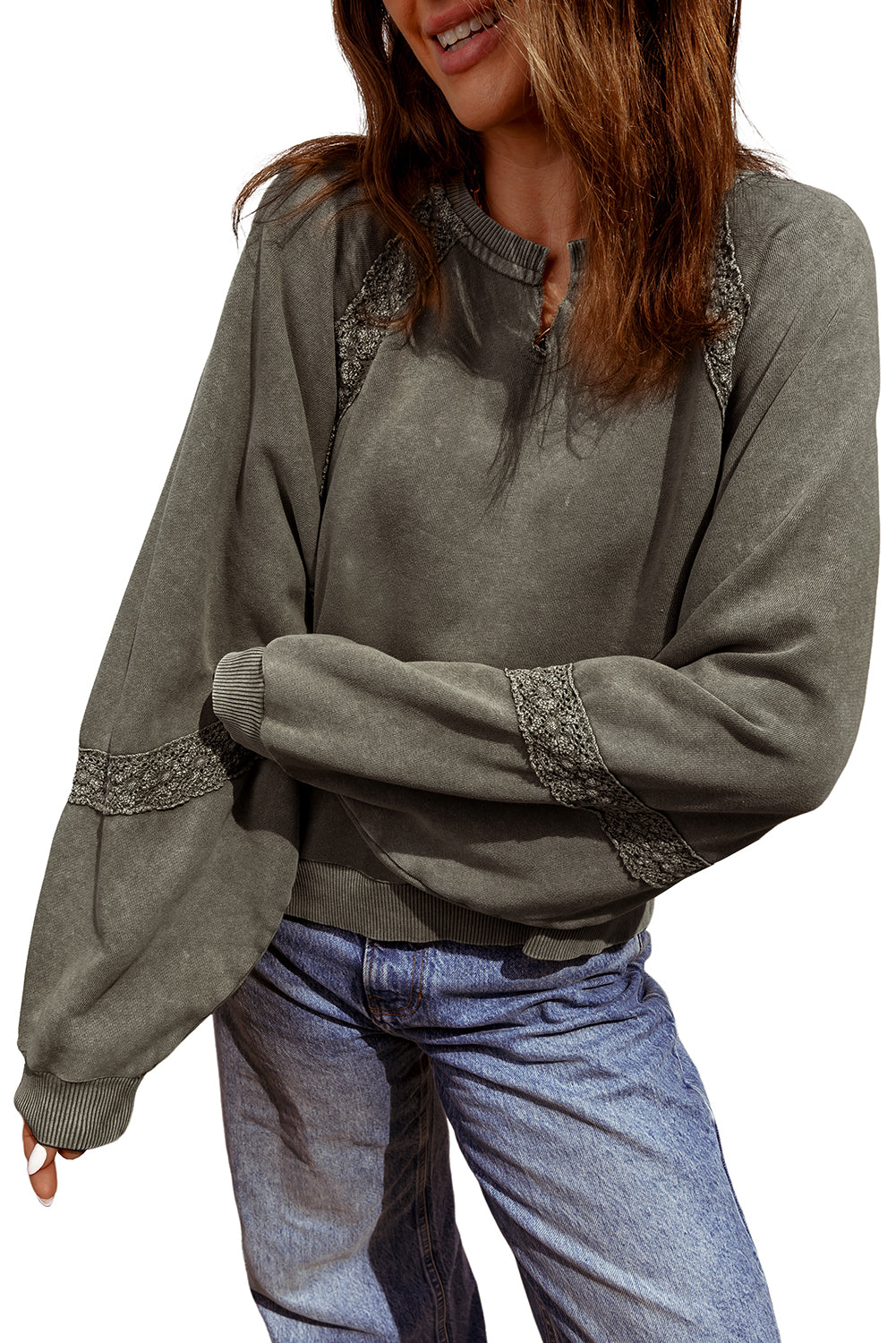 Sudadera holgada con cuello con muescas y apliques de encaje verde jungla con lavado mineral