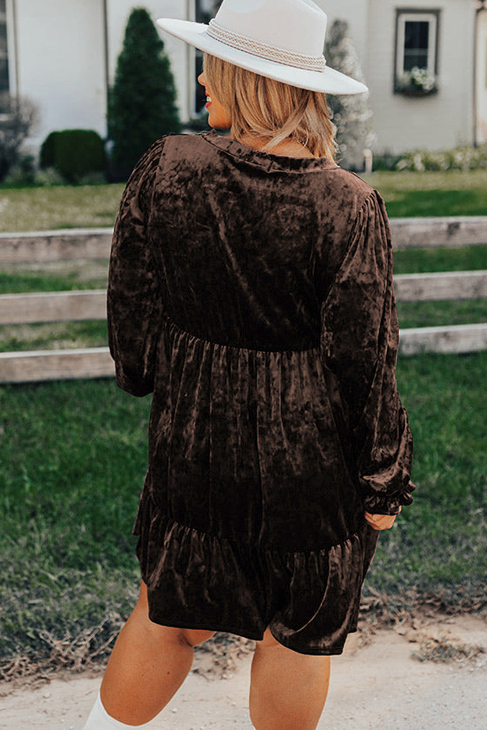 Vestido babydoll mini de terciopelo color café de talla grande