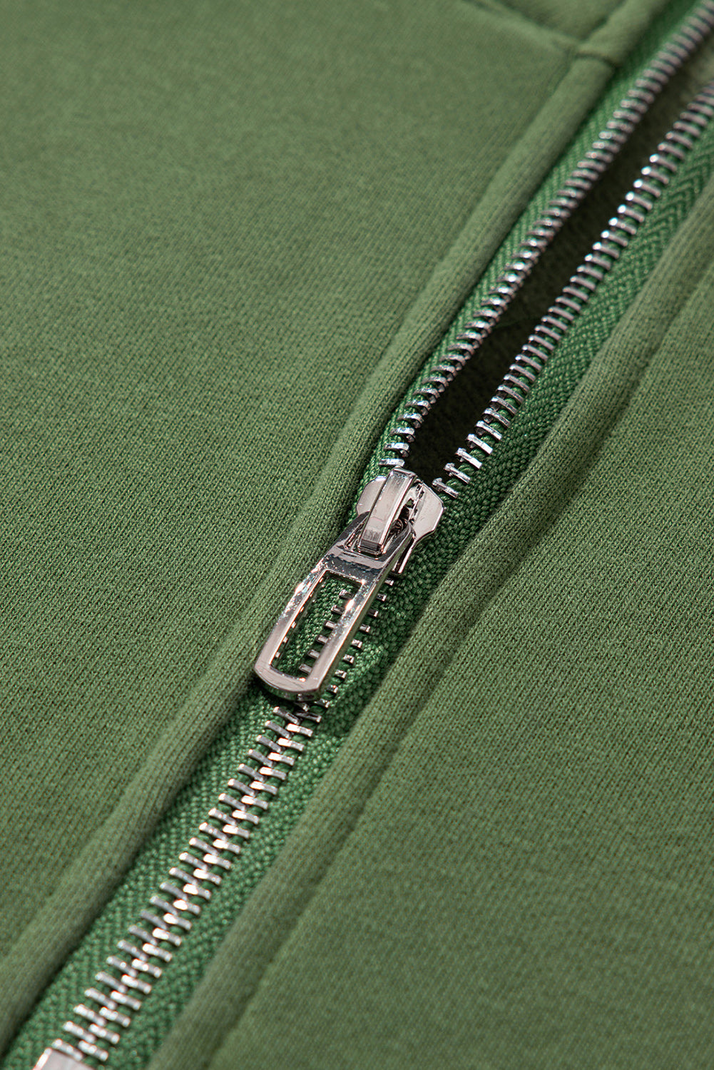 Conjunto deportivo de sudadera y pantalón de chándal color verde viñedo