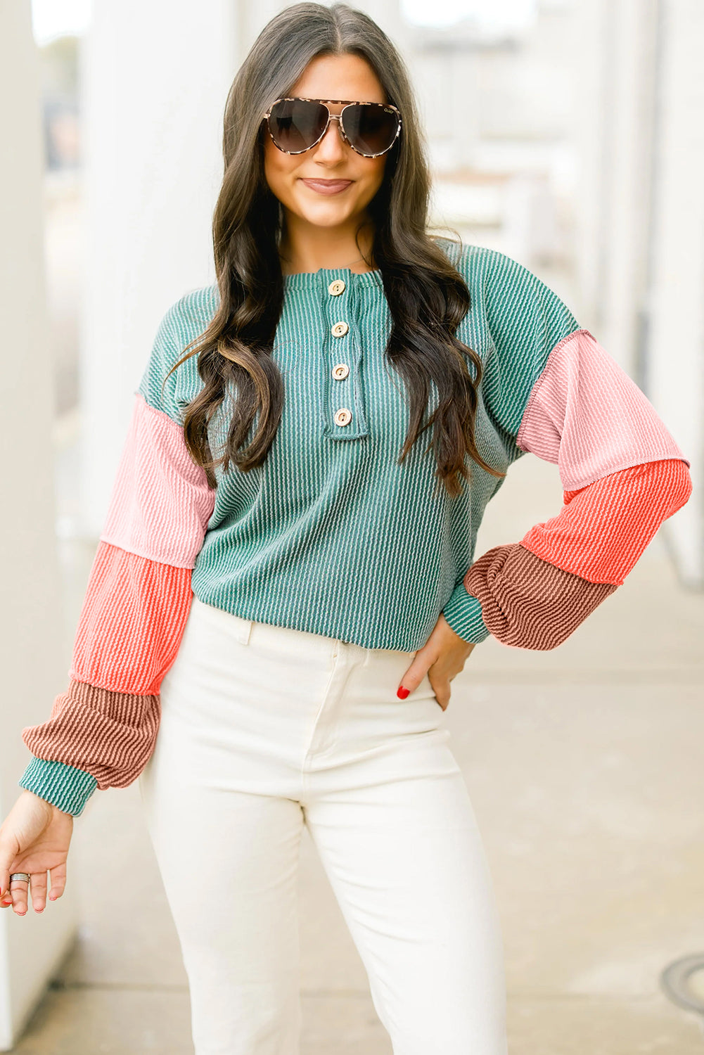 Top Henley de patchwork con bloques de color y canalé retorcido multicolor