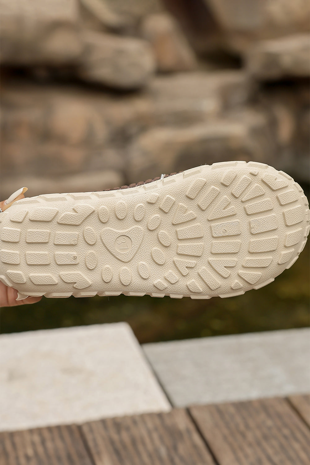 Chaussons d'hiver en peluche à coutures contrastées blanches