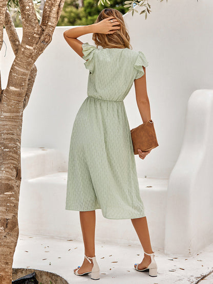 Solid Color V-neck Waist Fresh Wind Dress