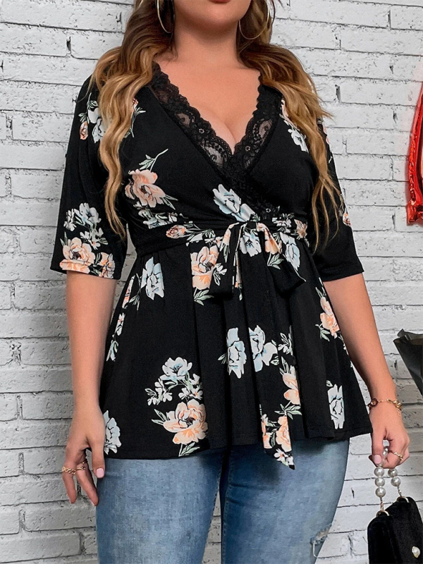 Chemise en dentelle à col en V imprimée pour femmes de grande taille 