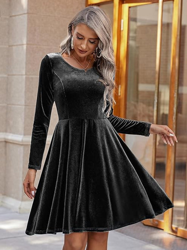 Christmas and New Year new women's long-sleeved round neck velvet dress