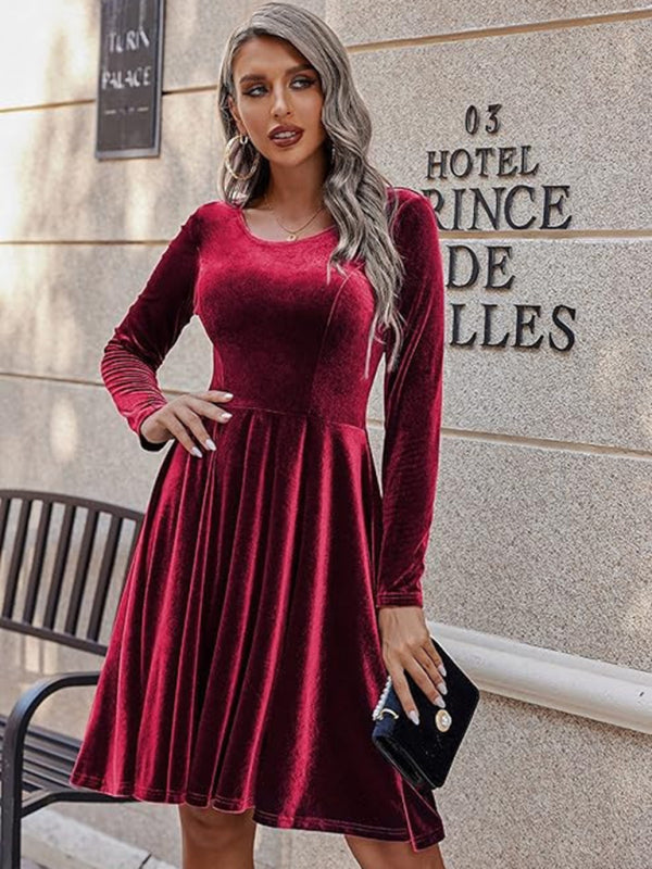 Christmas and New Year new women's long-sleeved round neck velvet dress